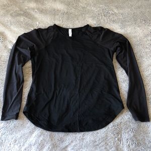 Lululemon - Black Top - 8